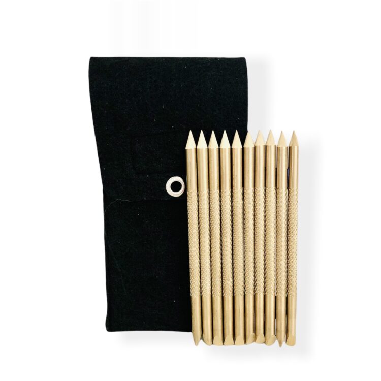 Zestaw Piny Mosiężne Moletowane 10 Szt. + ETUI