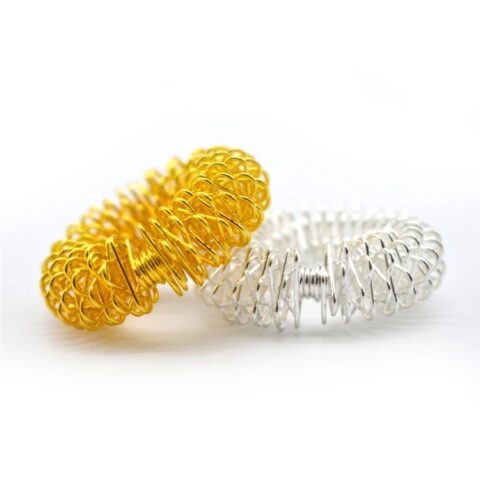 Pierścienie akupresurowe su-jok 23 mm w kolorze złotym i srebrnym – akcesoria do masażu palców wspomagające poprawę krążenia i relaks