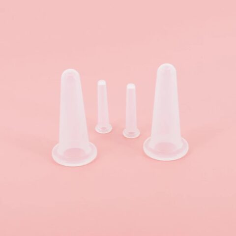 masaż twarzy bańką