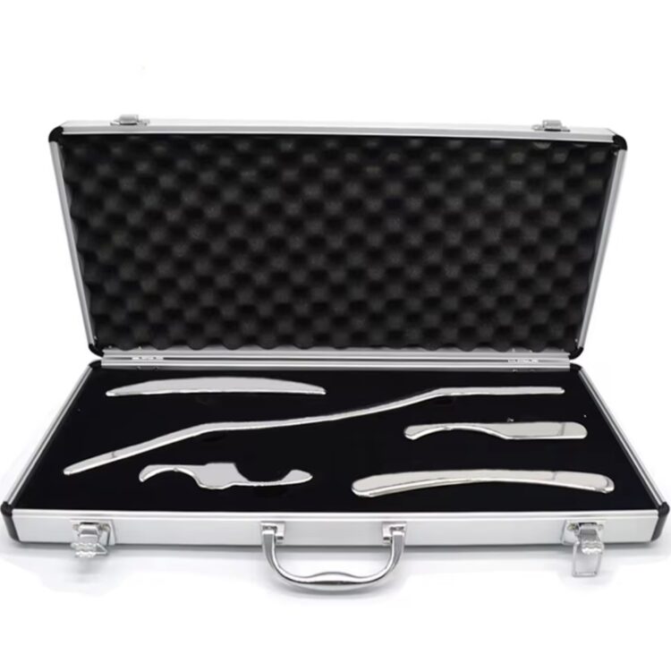 Zestaw katów noży gua sha – 5 sztuk w eleganckiej walizce